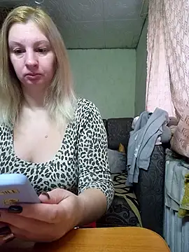 BustyBlond online show from 02/18/26, 05:14