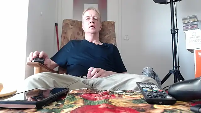 Snapshot of Cordt27 chatting on 05/24/26, 06:02 Cordt27 online show from 05/24/26, 06:02