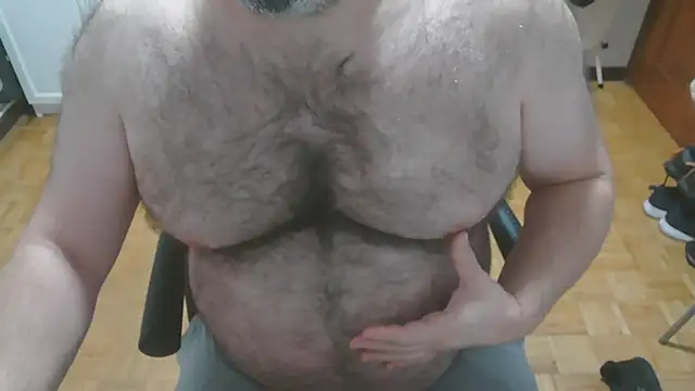 mikeyhotbear online show from 11/21/25, 06:56