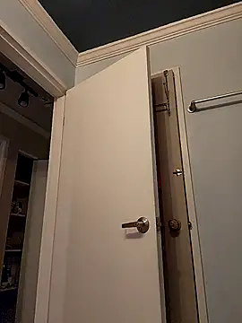 Snapshot of RuggyRackz chatting on 11/29/25, 11:19 RuggyRackz online show from 11/29/25, 11:19