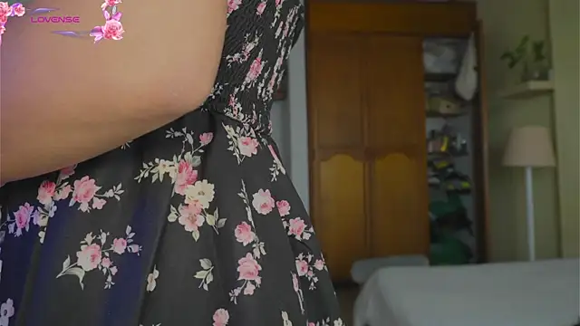 GabriSaenz online show from 06/24/26, 01:21