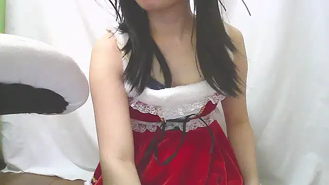 Snapshot of SquirtUniversity chatting on 10/20/25, 12:44 SquirtUniversity online show from 10/20/25, 12:44