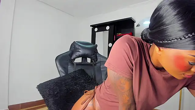 Emattaylor online show from 11/29/25, 11:02