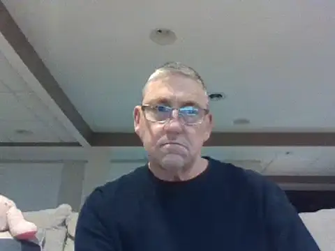 Snapshot of takeitall101 chatting on 12/07/24, 02:24 takeitall101 online show from 12/07/24, 02:24