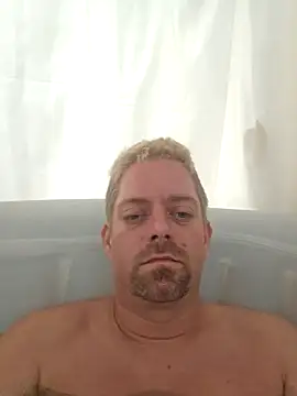 Snapshot of Trucker_Hunter chatting on 01/20/25, 12:07 Trucker Hunter online show from 01/20/25, 12:07
