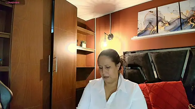 Snapshot of DacotaAndersonDirty chatting on 05/04/26, 11:06 DacotaAndersonDirty online show from 05/04/26, 11:06