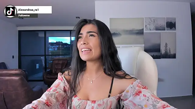 Alexandra ra online show from 06/23/26, 11:14