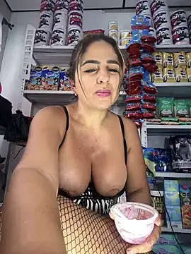 sammyqueenx21 online show from 02/04/25, 07:55
