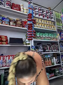 sammyqueenx21 online show from 02/06/25, 03:41