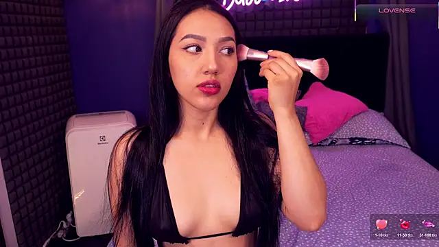 Snapshot of bull_vixen2001 chatting on 10/26/25, 10:54 bull vixen2001 online show from 10/26/25, 10:54