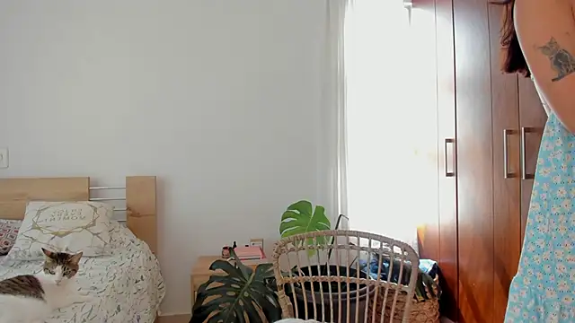 GrettaBenett online show from 12/11/24, 06:42