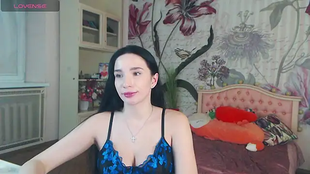 AliciaBow online show from 12/23/24, 05:11