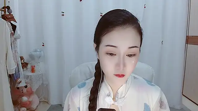 Snapshot of Angel-C chatting on 11/22/25, 01:59 Angel-C online show from 11/22/25, 01:59