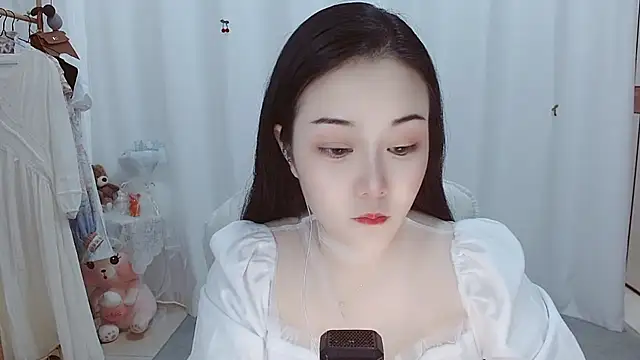 Snapshot of Angel-C chatting on 11/27/25, 02:02 Angel-C online show from 11/27/25, 02:02