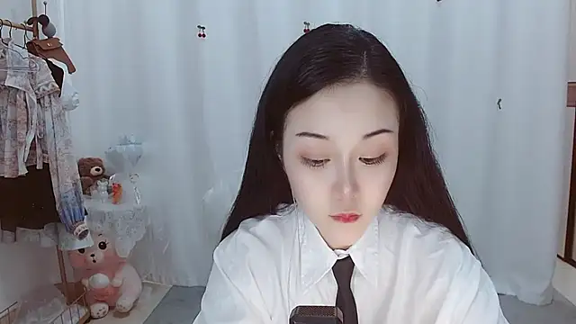 Snapshot of Angel-C chatting on 12/03/25, 01:46 Angel-C online show from 12/03/25, 01:46