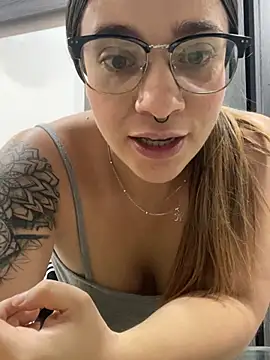 SophieFoxx17 online show from 03/22/25, 03:31