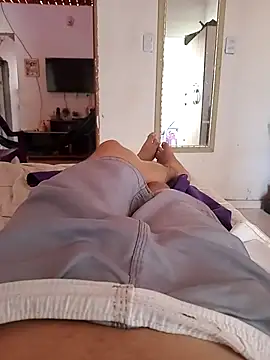 Snapshot of JOHN_GOSTOSO chatting on 10/25/25, 02:13 JOHN GOSTOSO online show from 10/25/25, 02:13