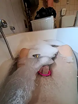 toeloverlive online show from 10/09/25, 08:23