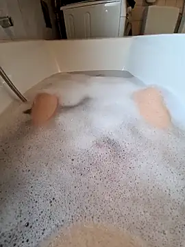 toeloverlive online show from 10/22/25, 08:47