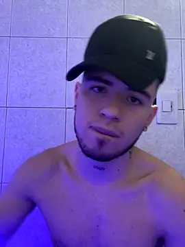 Snapshot of juandaa4558 chatting on 10/09/25, 06:00 juandaa4558 online show from 10/09/25, 06:00