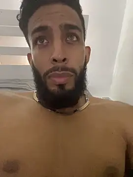 Snapshot of Alessandro__Rossi chatting on 10/07/25, 07:16 Alessandro Rossi online show from 10/07/25, 07:16