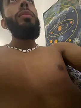 Snapshot of Alessandro__Rossi chatting on 10/25/25, 01:07 Alessandro Rossi online show from 10/25/25, 01:07