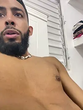 Snapshot of Alessandro__Rossi chatting on 11/03/25, 08:32 Alessandro Rossi online show from 11/03/25, 08:32