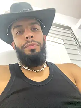 Snapshot of Alessandro__Rossi chatting on 11/07/25, 09:42 Alessandro Rossi online show from 11/07/25, 09:42