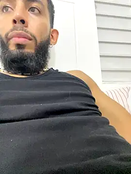 Snapshot of Alessandro__Rossi chatting on 11/27/25, 09:22 Alessandro Rossi online show from 11/27/25, 09:22