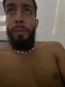 Snapshot of Alessandro__Rossi chatting on 11/29/25, 06:11 Alessandro Rossi online show from 11/29/25, 06:11