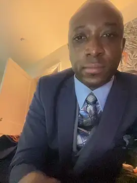 Snapshot of KingB8r chatting on 11/25/25, 03:50 KingB8r online show from 11/25/25, 03:50