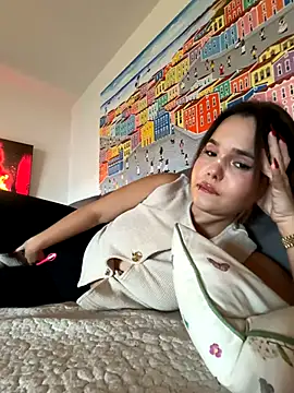 Snapshot of TheCinderella chatting on 09/23/25, 11:57 TheCinderella online show from 09/23/25, 11:57