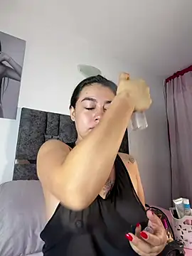 Natasharuso online show from 07/17/26, 10:44