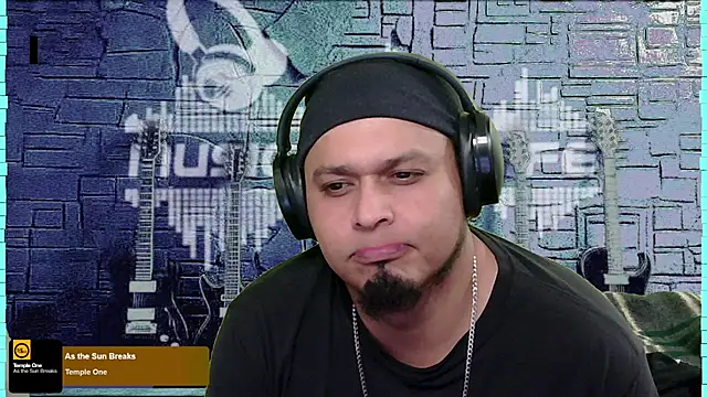 chino roz online show from 01/08/25, 05:59