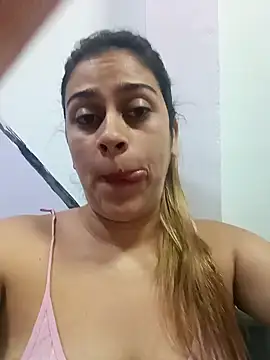 Snapshot of Latina_sexy1 chatting on 01/30/25, 02:58 Latina sexy1 online show from 01/30/25, 02:58