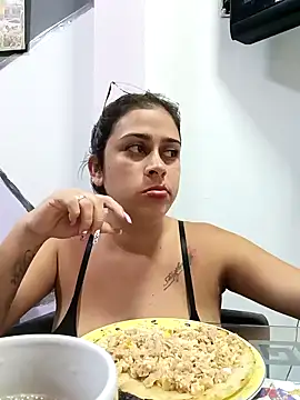Snapshot of Latina_sexy1 chatting on 02/08/25, 03:21 Latina sexy1 online show from 02/08/25, 03:21