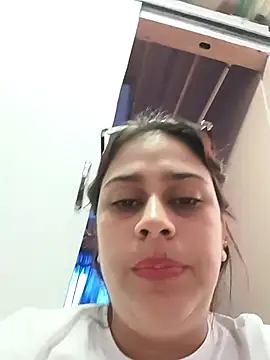 Snapshot of Latina_sexy1 chatting on 09/24/25, 05:49 Latina sexy1 online show from 09/24/25, 05:49