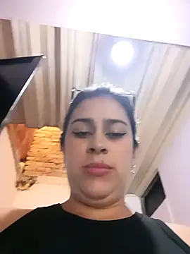 Snapshot of Latina_sexy1 chatting on 10/03/25, 02:47 Latina sexy1 online show from 10/03/25, 02:47