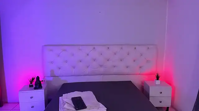 Aron cruz online show from 11/27/25, 01:35