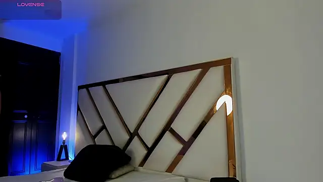 Aron cruz online show from 05/12/26, 01:08