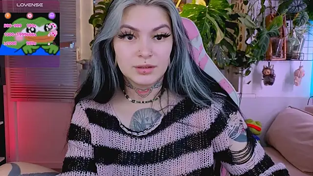 Snapshot of jelya_sg chatting on 11/23/25, 12:27 jelya sg online show from 11/23/25, 12:27