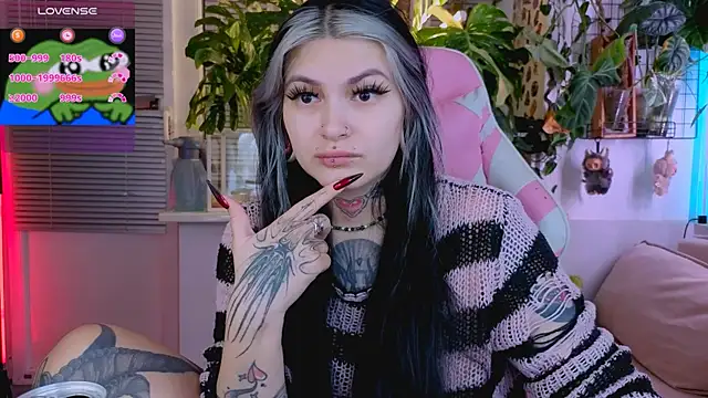 Snapshot of jelya_sg chatting on 11/27/25, 02:30 jelya sg online show from 11/27/25, 02:30