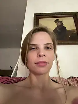 LeyaJohnson online show from 07/07/26, 09:41