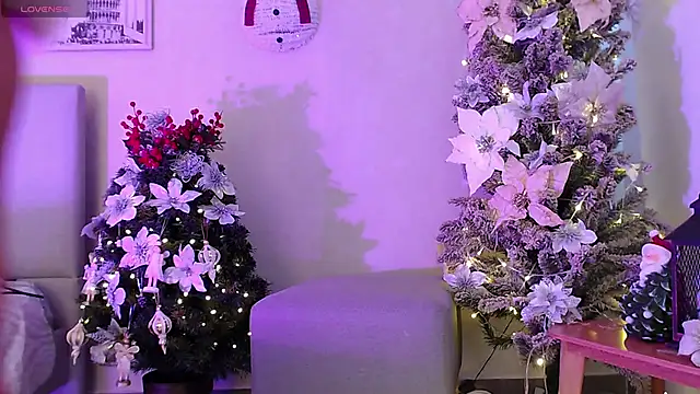 Sassy--Girl online show from 12/24/24, 06:06