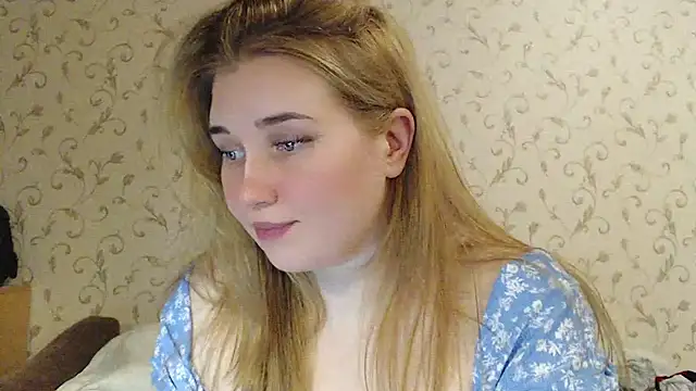 mmmPinUpGirl online show from 12/17/24, 10:11
