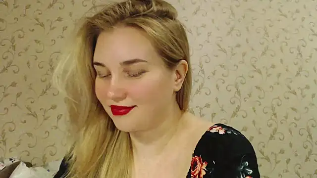 mmmPinUpGirl online show from 09/08/25, 07:57
