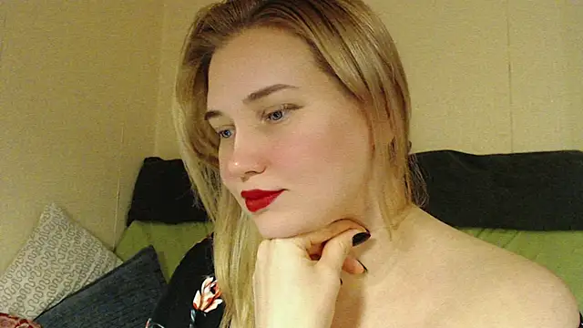 mmmPinUpGirl online show from 10/12/25, 06:51