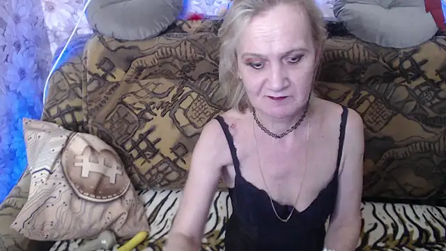 MissBekker online show from 01/30/25, 06:21