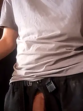 Snapshot of rodovlaz chatting on 10/19/25, 03:12 rodovlaz online show from 10/19/25, 03:12