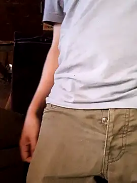 Snapshot of rodovlaz chatting on 10/20/25, 05:13 rodovlaz online show from 10/20/25, 05:13